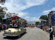 Asistentes a la Feria del Sol en Mérida abuchearon carroza oficialista: ¡Ni Chávez vive ni Maduro vuelve!