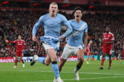 Haaland fue letal en Anfield y Manchester City remontó el partido ante Liverpool en el final