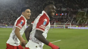 Huracán le ganó el clásico a San Lorenzo y logró su primer triunfo en el torneo