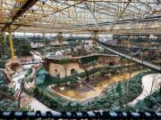 Abrieron el invernadero tropical más grande del mundo con un hotel subacuático