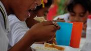 Contraloría alerta que más de 1 millón 200 mil niños no tienen acceso al PAE en Colombia