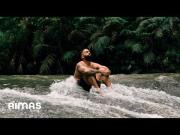 Eladio Carrión inicia el 2026 con “Buenos Días”, un sencillo íntimo sobre gratitud y paz mental