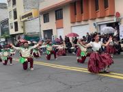 Pregón brilló con magia bajo la lluvia