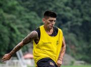 Bolívar contrata al delantero argentino Braian Oyola