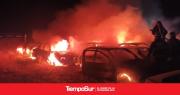 Incendio en el corralón municipal consumió 25 autos