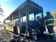 Video: el chofer contó cómo empezó el incendio del colectivo y qué lo causó