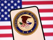 Al Departamento de Justicia de EE.UU. le cuesta reclutar fiscales que apoyen a Trump