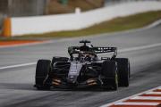 McLaren sale a pista y Mercedes acumula vueltas en ensayos privados de la F1
