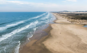 Queda a 800 km de Gualeguaychú: cuál es la playa de Brasil más larga del mundo cerca de Argentina