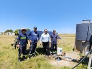 Instalación /La primera bomba solar de agua en Puntas de Cañas