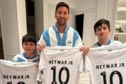 El gesto de Neymar con Messi y sus hijos que conmovió al mundo del fútbol
