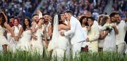 La boda que protagonizó el show del Super Bowl fue real