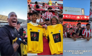 Hinchas de Estudiantes le pidieron camisetas al arquero de Riestra: Igual te vamos a putear