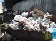 Vecinos de la Opppe en Tanaguarena piden más contenedores