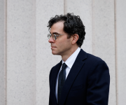 El director de Instagram fue citado a juicio por uso de la aplicación por adolescentes