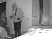 El video del brutal ataque de la Banda del Millón a la abuela influencer: Callate porque te matamos