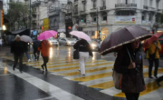 Alerta naranja y amarilla por lluvias y tormentas: las ocho provincias afectadas