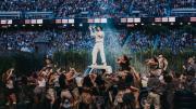 El exorbitante sueldo que recibieron los arbustos humanos que acompañaron a Bad Bunny en el Super Bowl