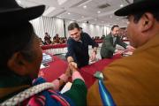 Rodrigo Paz se reúne con las “bartolinas” y los “Tupac Katari”