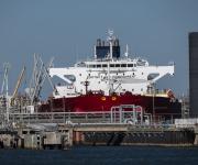 Venezuela le otorgará más bloques de perforación petrolera a Chevron y Repsol