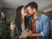 Los adultos se enamoran dos veces a lo largo de su vida, según un estudio