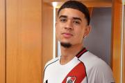Kendry Páez rumbo a debutar en River Plate: así vivió Argentina su fichaje