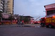 Guayaquil: controlado el incendio en Multicomercio, comienza la fase de reconstrucción y ayuda social
