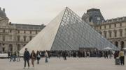 Una redada en el Louvre destapa un fraude de entradas y guías turísticas a gran escala
