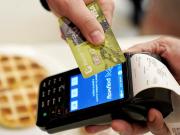 Bancos, tarjetas, aseguradoras y prepagas deberán empezar a emitir facturas electrónicas