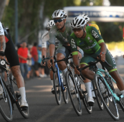 Arrancó la Vuelta Ciclista y Gerardo Tivani ganó el prólogo en Godoy Cruz