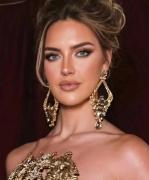 Clara Vegas Goetz irrumpe en New York Fashion Week con un dorado impactante y deja pistas sobre lo que prepara para Miss Universo