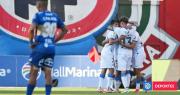 Huachipato acentúa con goleada mal momento de Everton y se mete entre los líderes de Liga de Primera
