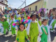 Revenga desfiló con alegría en el arranque del Carnaval 2026