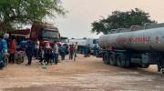 Más de 700 cisternas bloqueadas en Palmasola presionan por descarga de combustibles