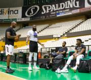 Sin filtros en Cleveland: James Harden analiza la relación entre jugadores y directivas