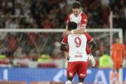 Huracán y Sarmiento, dos que llegan en ganadores, se cruzan en Parque Patricios