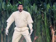 Zara y Bad Bunny en el Super Bowl, una alianza que apunta al segmento de lujo de la indumentaria