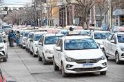 Cipolletti vetó cambios en la tarifa de taxis y la discusión vuelve al Concejo: ¿qué pasará con el servicio?