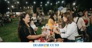 Capital tuvo su carnaval en la plaza Hipólito Yrigoyen