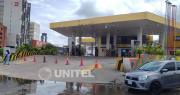 Ministro proyecta que hasta este domingo por la noche se normalice el abastecimiento de gasolina en Santa Cruz
