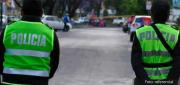 APREHENDEN A DOS POLICÍAS POR PRESUNTA EXTORSIÓN A UNA CONDUCTORA EN LA PAZ