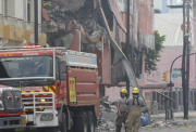 Incendio en Guayaquil: Gobierno exige respuestas y Municipio defiende su intervención