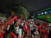 Madrugada histórica en Villa Alem: así esperaron a Tucumán Central tras el ascenso al Federal A