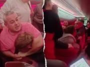 La tremenda pelea entre los pasajeros de un avión a 9.000 metros de altura