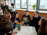 Gran Bretaña también avanza en un plan para prohibir o limitar el uso de redes sociales a menores de 16 años