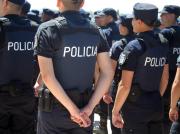 Policía encontró un auto robado y le dispararon: recibió el impacto en la rodilla