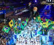 Lula da Silva enfrenta críticas políticas en Brasil por homenaje en desfile de carnaval