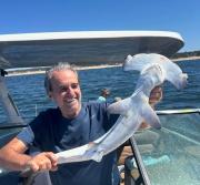 El exjerarca de gobierno pescó una especie protegida, lo subió a redes y pidió perdón