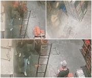 Pelea entre trabajadores de la UAM terminó a golpes de puño, mate, termo y hasta cajones