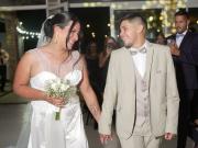 Una pareja trans se casó por iglesia y estalló la polémica en Corrientes: Biológicamente éramos un varón y una mujer